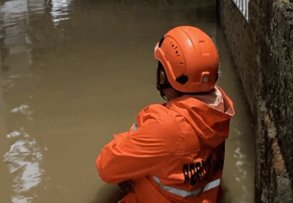 penyebab-jakarta-terendam-banjir