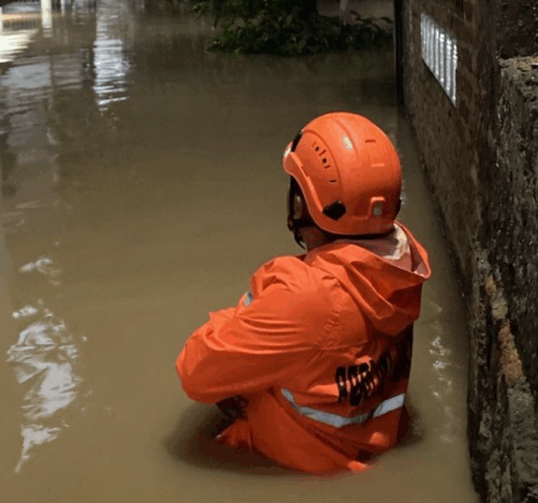 penyebab-jakarta-terendam-banjir