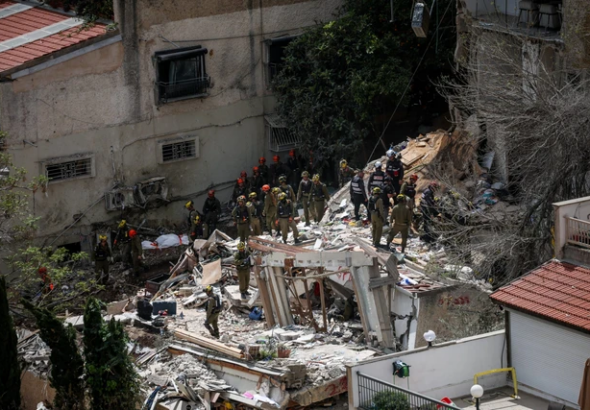 Empat Tewas dalam Serangan Rudal Iran Menghantam Haifa